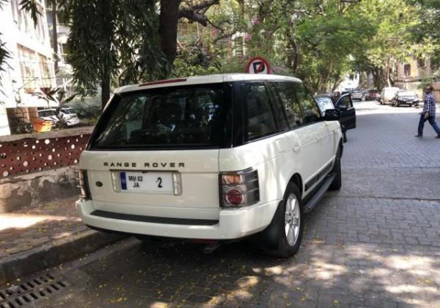 Amitabh Bachchan's vehicle with the number 2