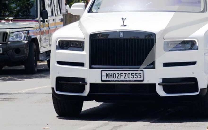 Shah Rukh Khan's vehicle with the number 555